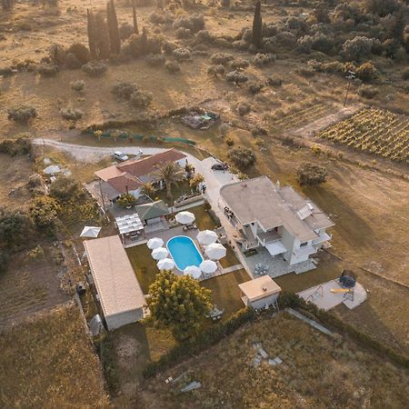 Tsanis Estate Aparthotel Парга Екстериор снимка