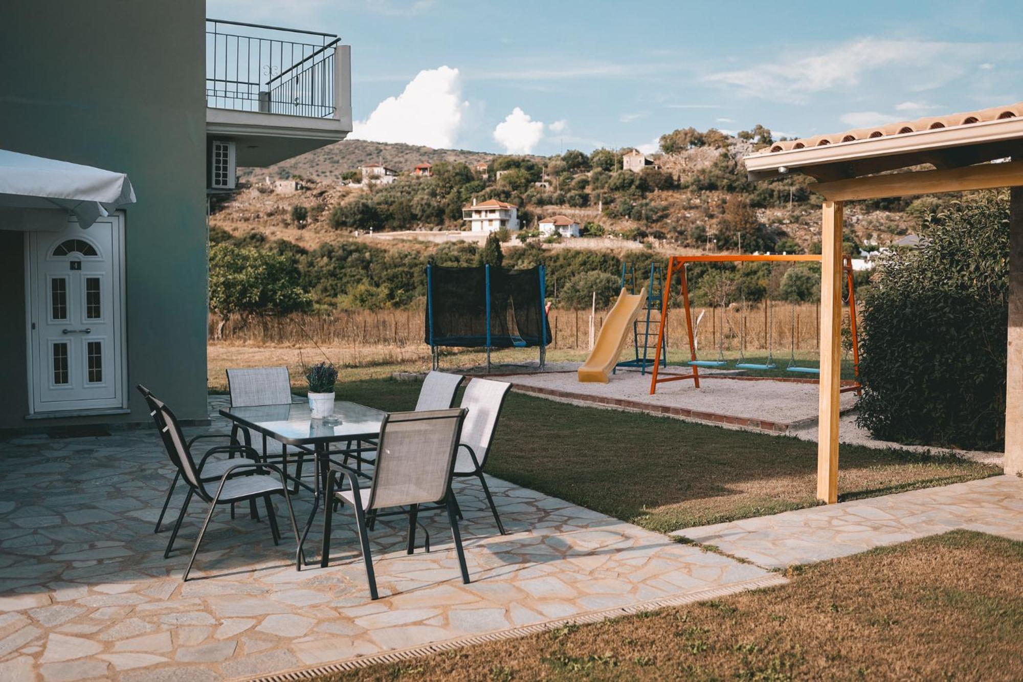 Tsanis Estate Aparthotel Парга Екстериор снимка